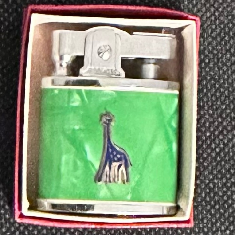 Vintage 1956 NOS Royal Star Lightr 🔥 Green with Blue Enamel Giraffe - Picture 3 of 5